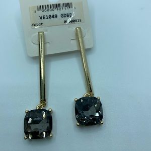 ‼️5/20‼️ goldtone with blackish gemstone dangling earrings